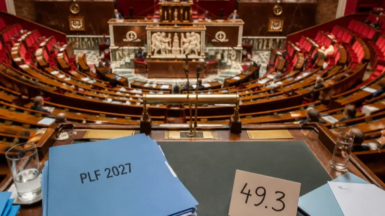Philippe Juvin appelle au recours rapide au 49.3 face à l'impasse sur le budget 2027
