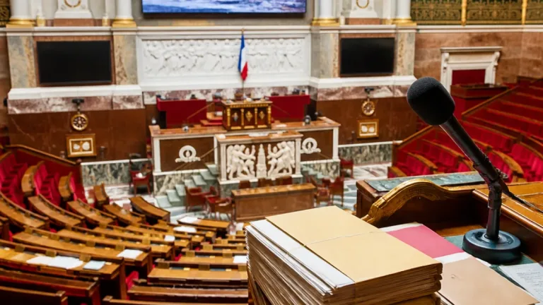 Marcangeli propose d’utiliser la dotation publique de LFI pour payer les dégâts des manifestations