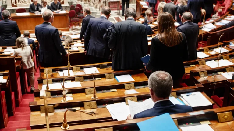 À l’Assemblée, Lecornu accuse des députés de gauche d’« faire le jeu de l’extrême droite » après l’intervention d’un député RN