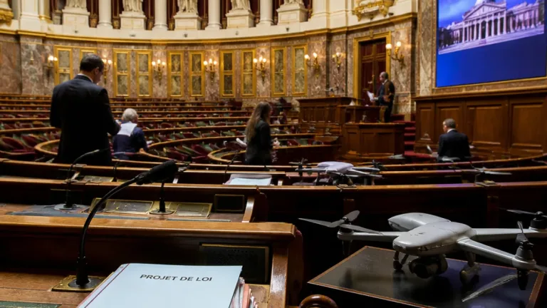 Le Sénat engage l'examen du projet « casseurs‑payeurs » après un durcissement en commission