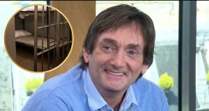 Pierre Palmade inonde de cadeaux en détention, les surveillants s’indignent.