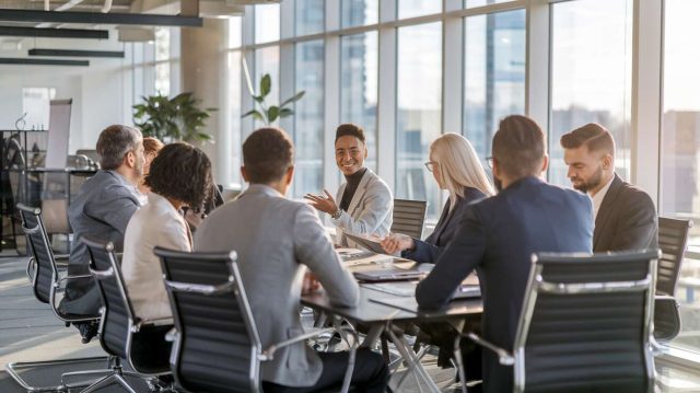 Ces 3 signes du zodiaque vont connaître un grand succès en carrière et au travail